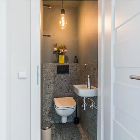 Cuddle - Cozy And Peaceful Place, 12 Minutes From Old Town & Seaside