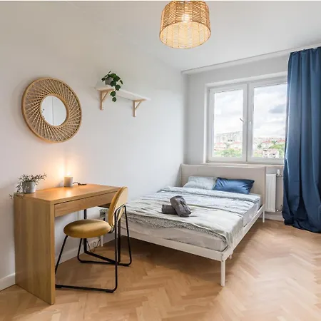 Séjour chez l'habitant Cuddle - Cozy And Peaceful Place, 12 Minutes From Old Town & Seaside Gdańsk