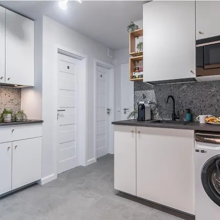 Cuddle - Cozy And Peaceful Place, 12 Minutes From Old Town & Seaside Ubytování v soukromí Gdaňsk