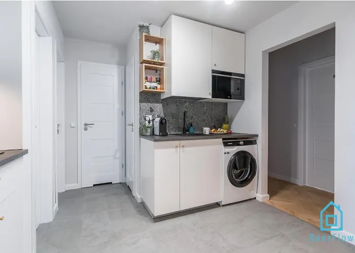 Δωμάτια σε οικογενειακή κατοικία Cuddle - Cozy And Peaceful Place, 12 Minutes From Old Town & Seaside